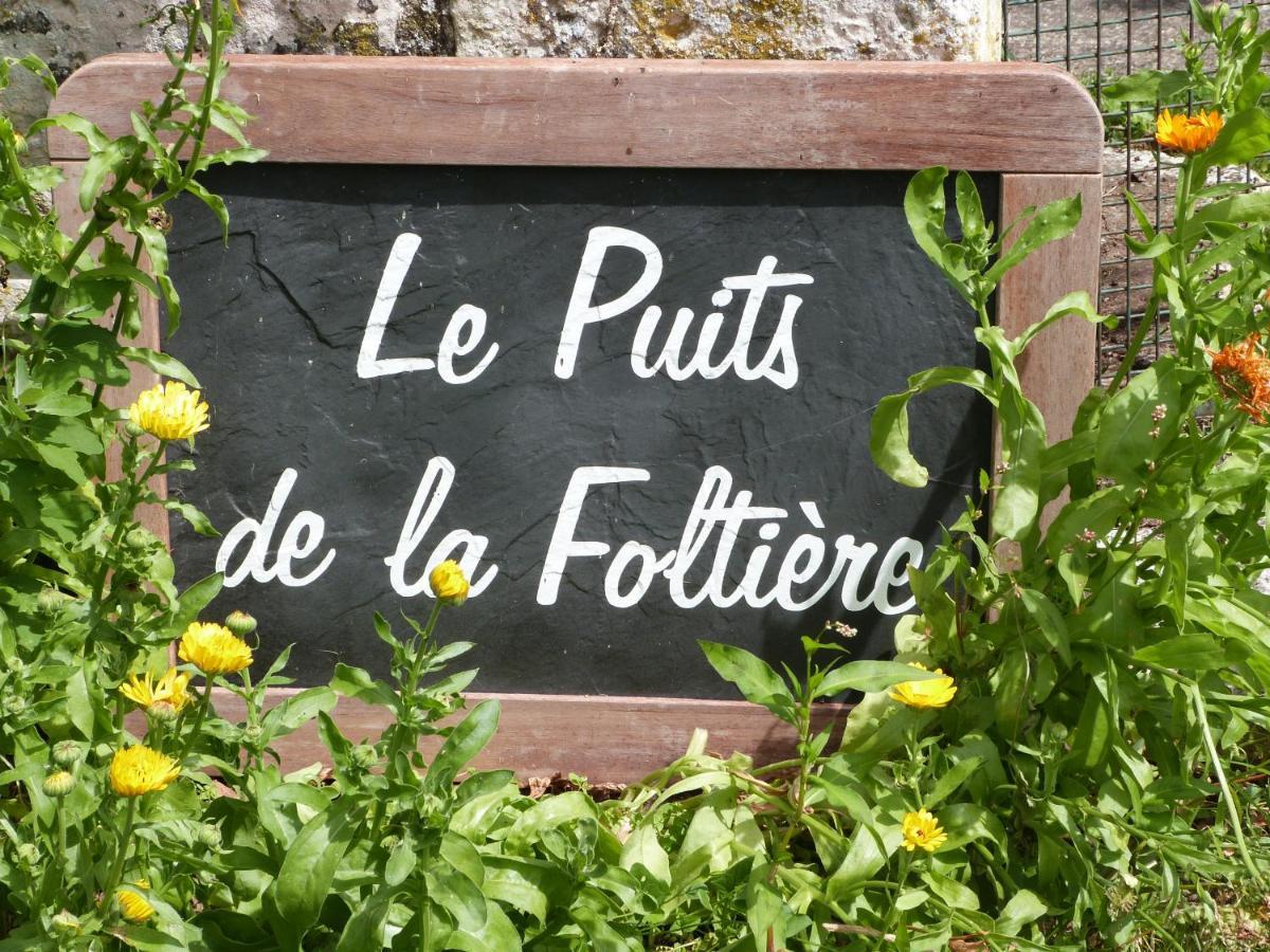 Le Puits De La Foltiere Acomodação com café da manhã Azay-sur-Cher Exterior foto